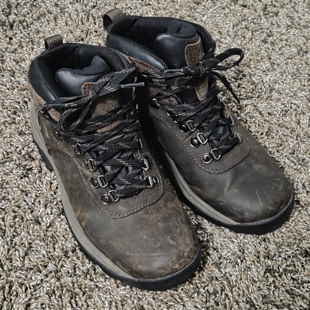 Timberland Women's White Ledge Mid Waterproof Hiking Boots Size 7.5